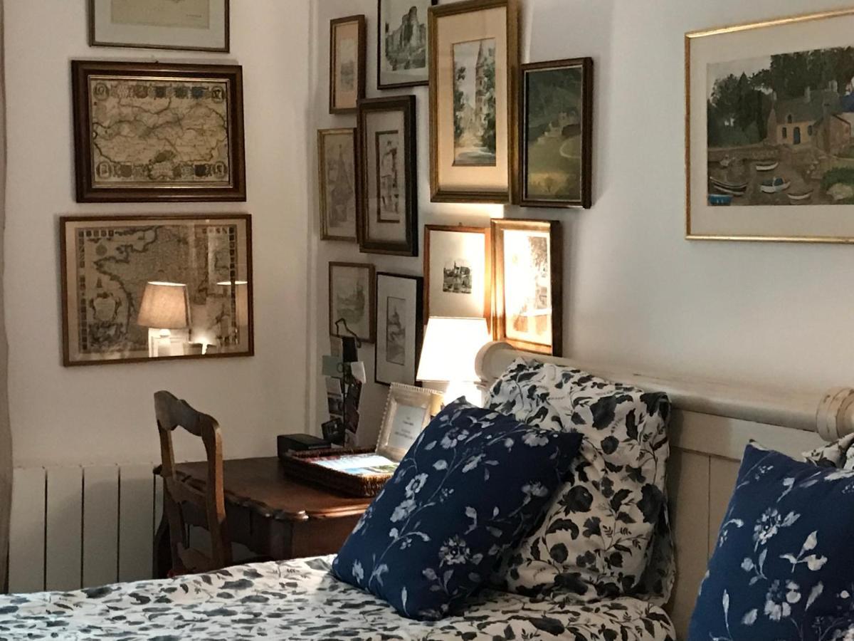 Fontevraud Maison De Ville Bnb Экстерьер фото